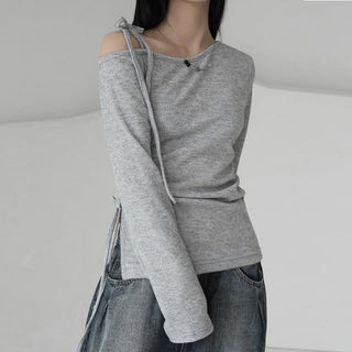 Diagonal Collar Self-Tie Pleated Top