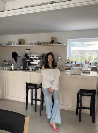 Off-Shoulder Lantern Sleeve Tops