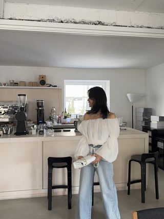 Off-Shoulder Lantern Sleeve Tops