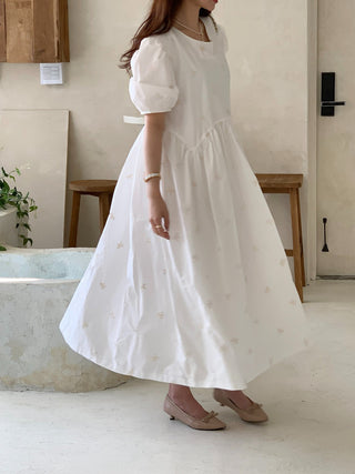 Bow Embroidered Puff Sleeve Dress