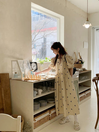 Bow Embroidered Puff Sleeve Dress