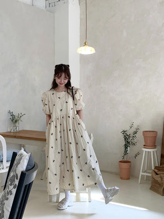 Bow Embroidered Puff Sleeve Dress