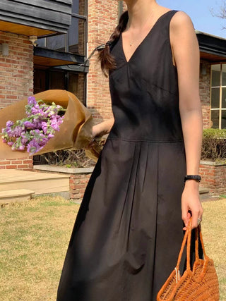 V-Neck Sleeveless Tops Dress