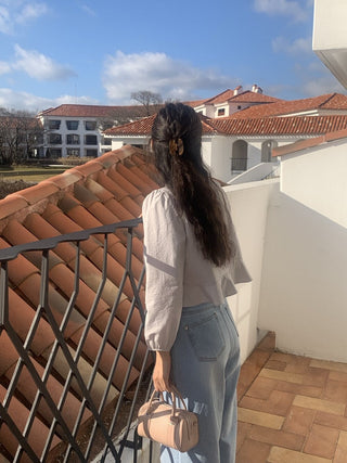 Lace Collar Puff Sleeve Shirt