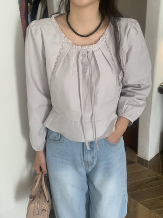 Lace Collar Puff Sleeve Shirt