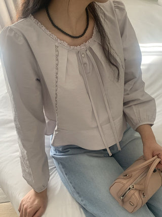 Lace Collar Puff Sleeve Shirt