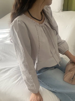 Lace Collar Puff Sleeve Shirt