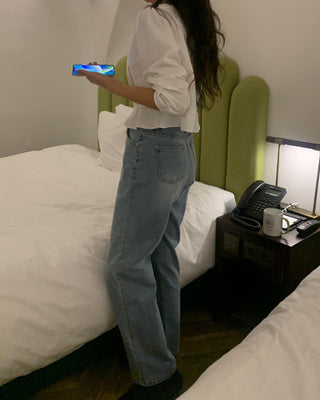 Lace Collar Puff Sleeve Shirt