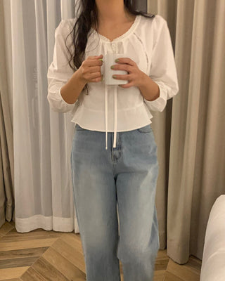 Lace Collar Puff Sleeve Shirt