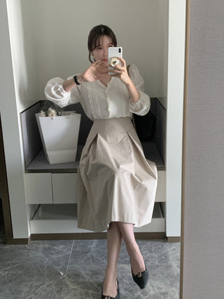 Lace Puff Sleeve V-Neck Blouse