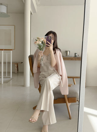 Ear Pleated Lace Top