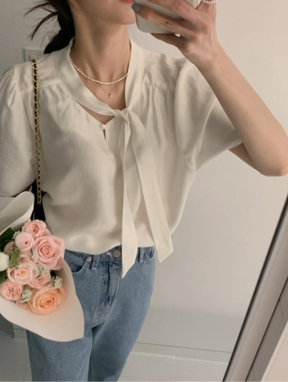 Ribbon Chiffon Puff Sleeve Shirt