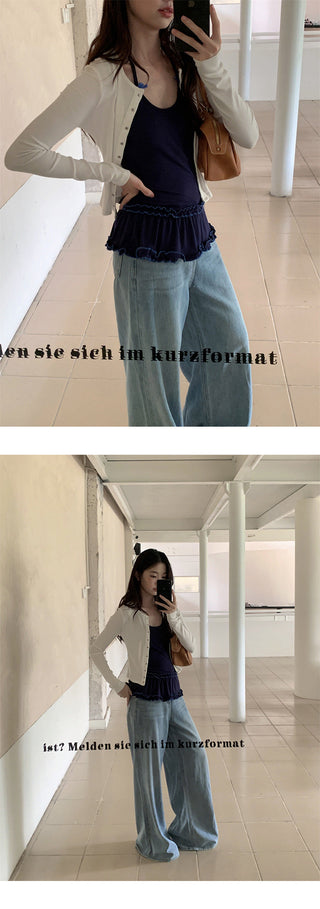 drooping wide jeans