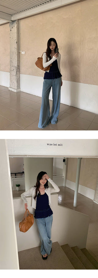 drooping wide jeans
