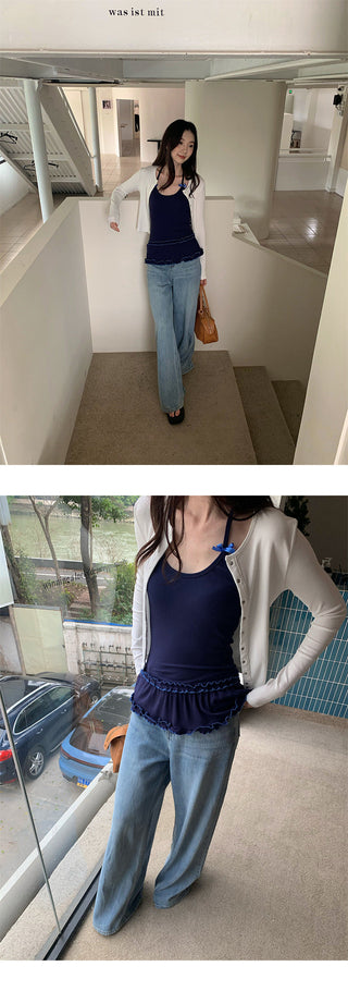 drooping wide jeans