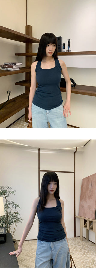U-neck halter