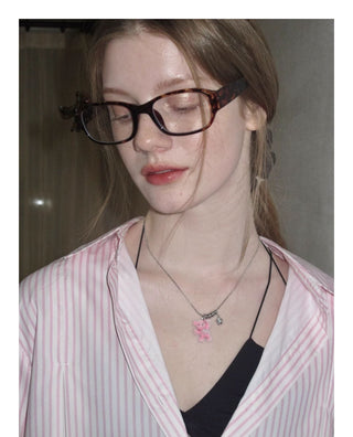 square frame glasses