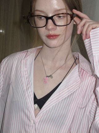 square frame glasses