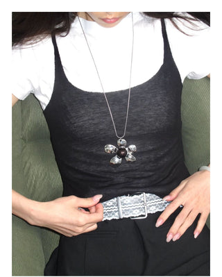 flower leather necklace