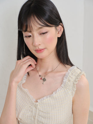 goth rose necklace