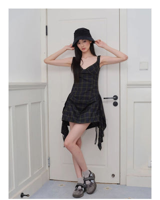 thin bucket hat