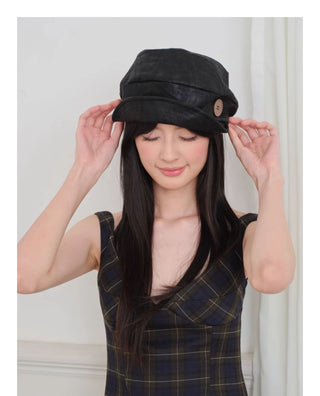 button beret hat