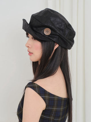 button beret hat