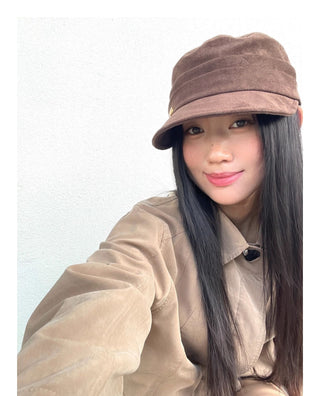 pleated wide brim