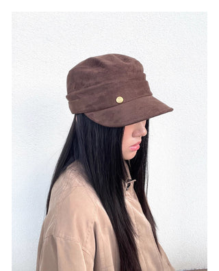 pleated wide brim
