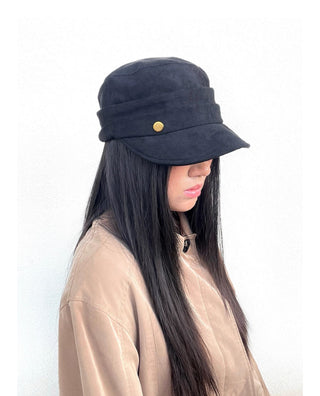 pleated wide brim