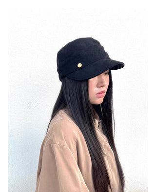 pleated wide brim