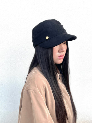 pleated wide brim