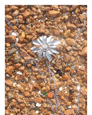 dual-wear flower necklace
