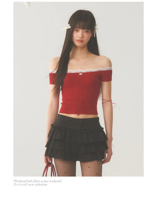 [WEEKH] Red off-shoulder tee