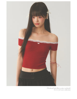 [WEEKH] Red off-shoulder tee