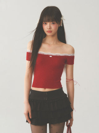 [WEEKH] Red off-shoulder tee