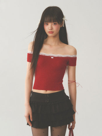 [WEEKH] Red off-shoulder tee