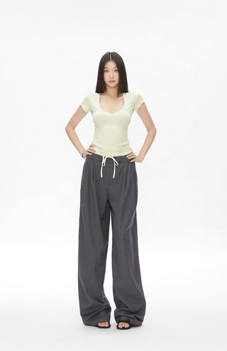 slim-fit shoulder tops