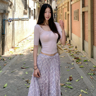 short-sleeved slim fit tops