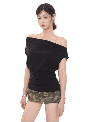 niche off-shoulder tops