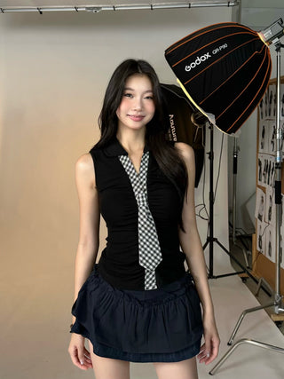 slim sleeveless vest