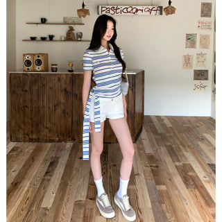 white denim shorts 01