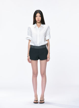loose polo shirt
