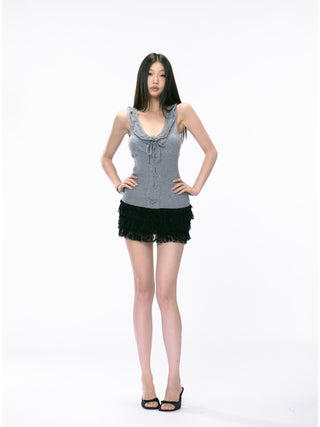 knit sleeveless blouse