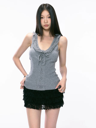 knit sleeveless blouse