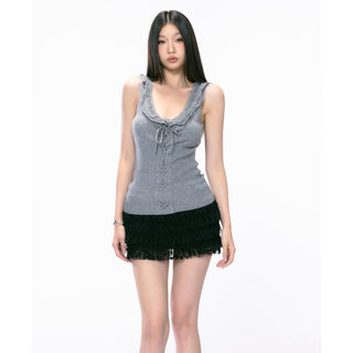 knit sleeveless blouse