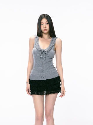 knit sleeveless blouse
