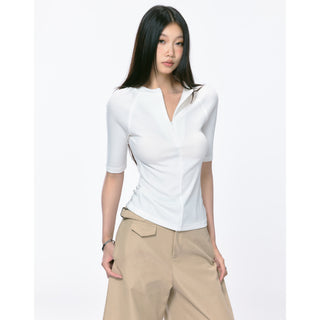 V-collar half sleeve 01