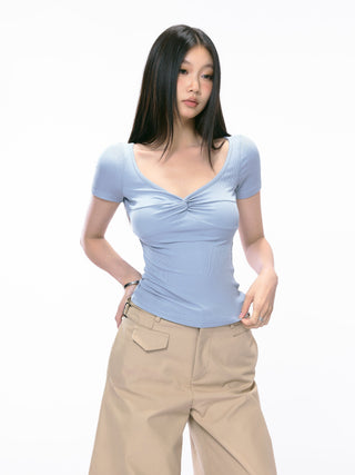 low collar Top