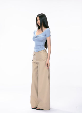 low collar Top